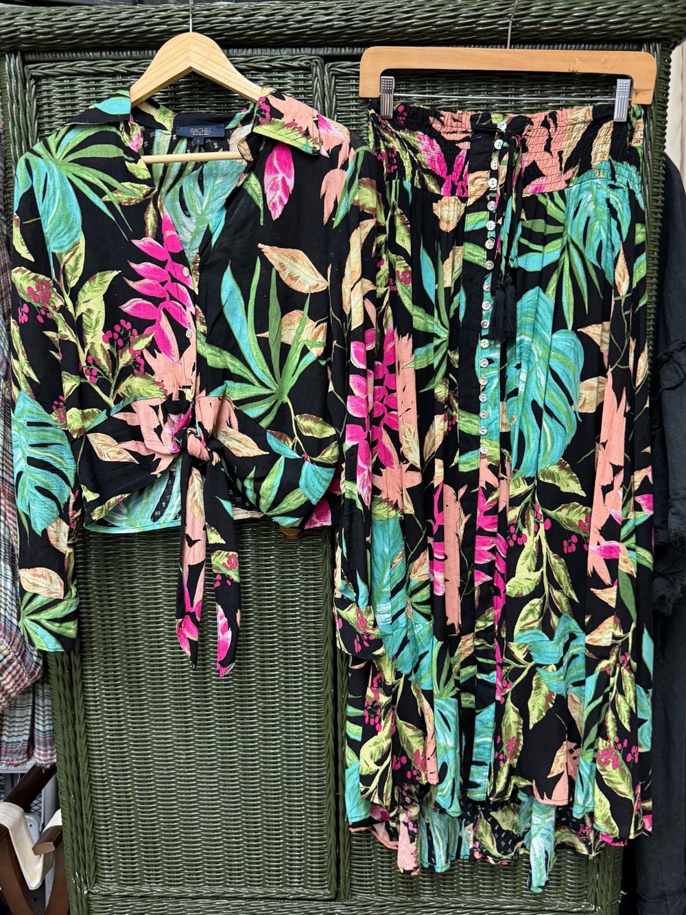 RACHEL Rachel Roy Tropical Floral 2 Piece Set Tie Top & Smocked High Low Skirt S